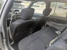 RENAULT - CLIO - 2005/2006 - Prata - R$ 17.900,00