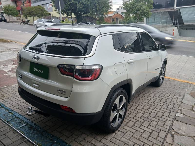 JEEP - COMPASS - 2017/2018 - Branca - R$ 104.900,00