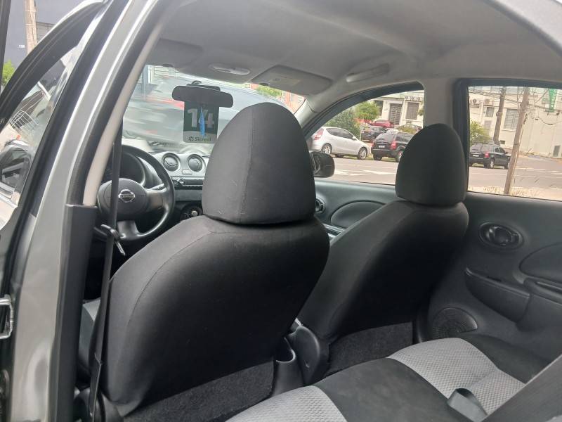 NISSAN - MARCH - 2013/2014 - Cinza - R$ 28.900,00