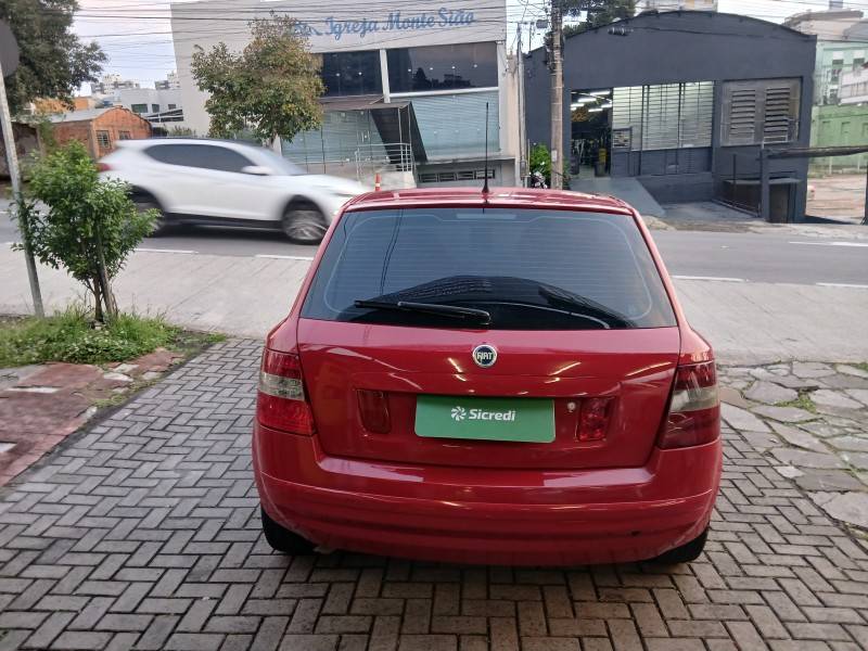 FIAT - STILO - 2007/2007 - Vermelha - R$ 22.900,00