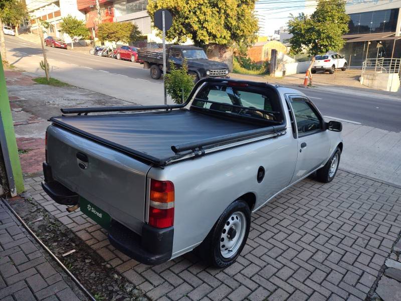 FORD - COURIER - 2005/2005 - Prata - R$ 32.900,00