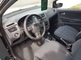VOLKSWAGEN - FOX - 2013/2014 - Preta - R$ 42.900,00