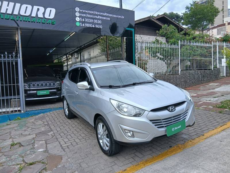 HYUNDAI - IX35 - 2012/2013 - Prata - R$ 68.900,00