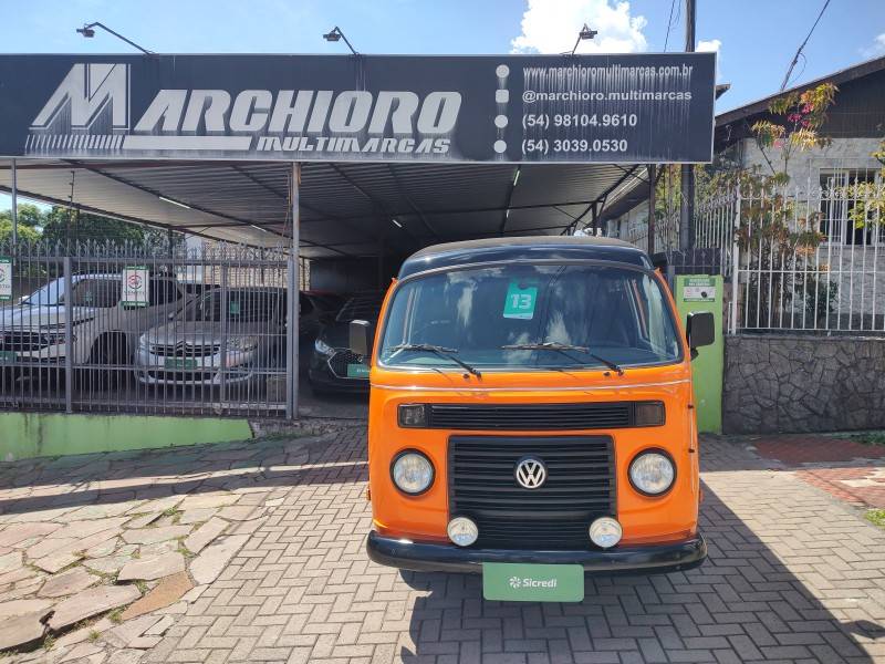 VOLKSWAGEN - KOMBI - 2013/2013 - Laranja - R$ 49.900,00