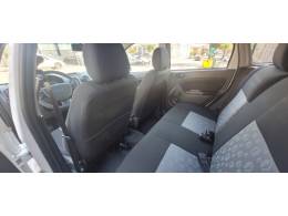 FORD - FIESTA - 2010/2011 - Branca - R$ 29.900,00