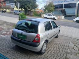 RENAULT - CLIO - 2005/2006 - Prata - R$ 17.900,00