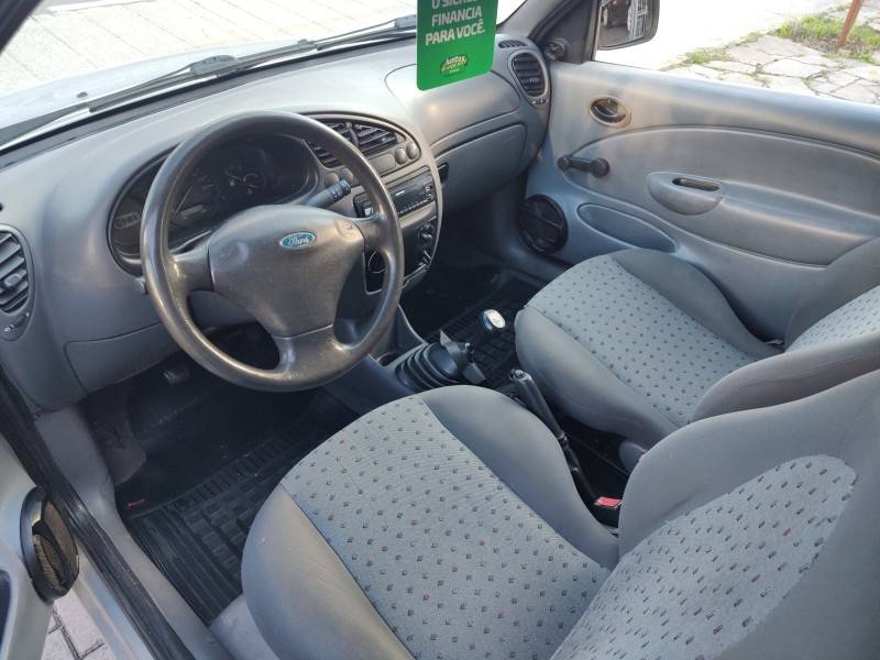 FORD - COURIER - 2005/2005 - Prata - R$ 32.900,00