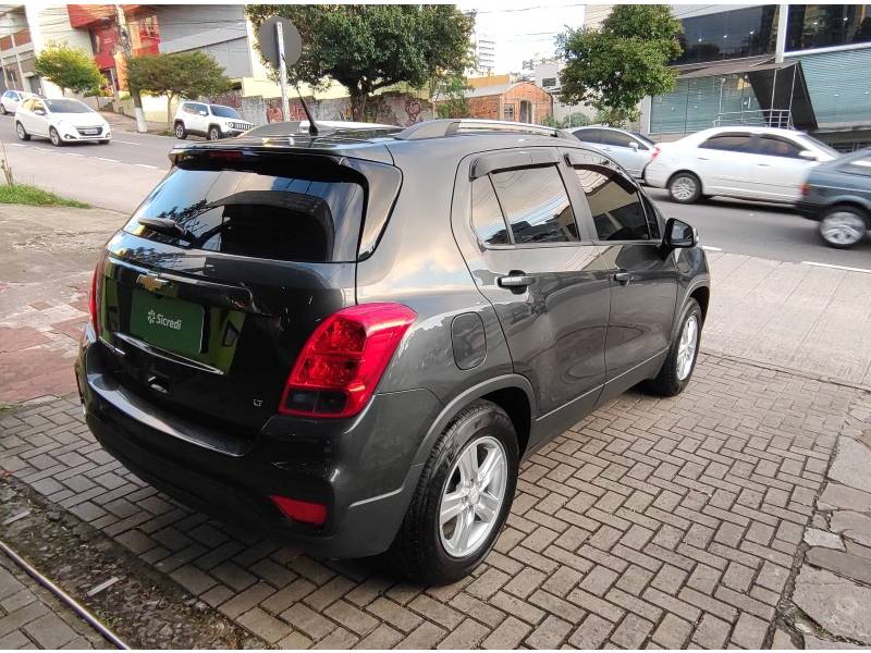 CHEVROLET - TRACKER - 2019/2019 - Cinza - R$ 86.900,00