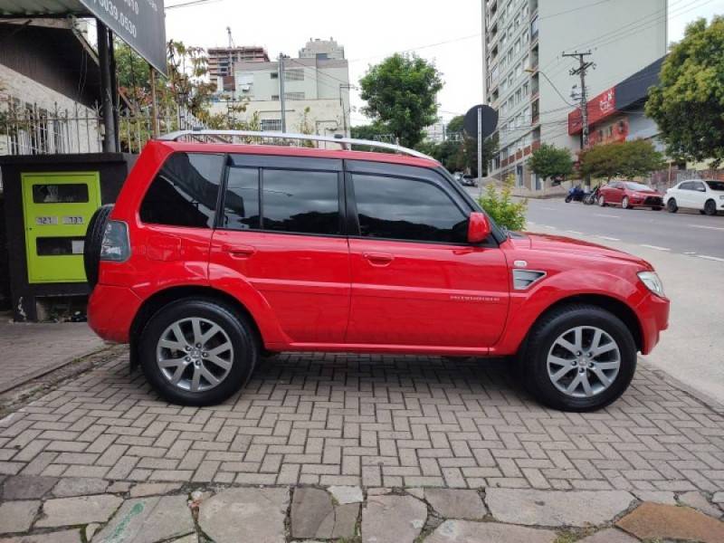 MITSUBISHI - PAJERO TR4 - 2013/2013 - Vermelha - R$ 57.900,00