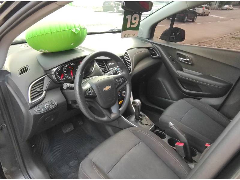 CHEVROLET - TRACKER - 2019/2019 - Cinza - R$ 86.900,00