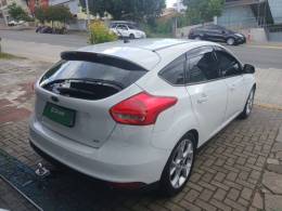 FORD - FOCUS - 2017/2017 - Branca - R$ 64.900,00