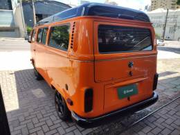VOLKSWAGEN - KOMBI - 2013/2013 - Laranja - R$ 49.900,00