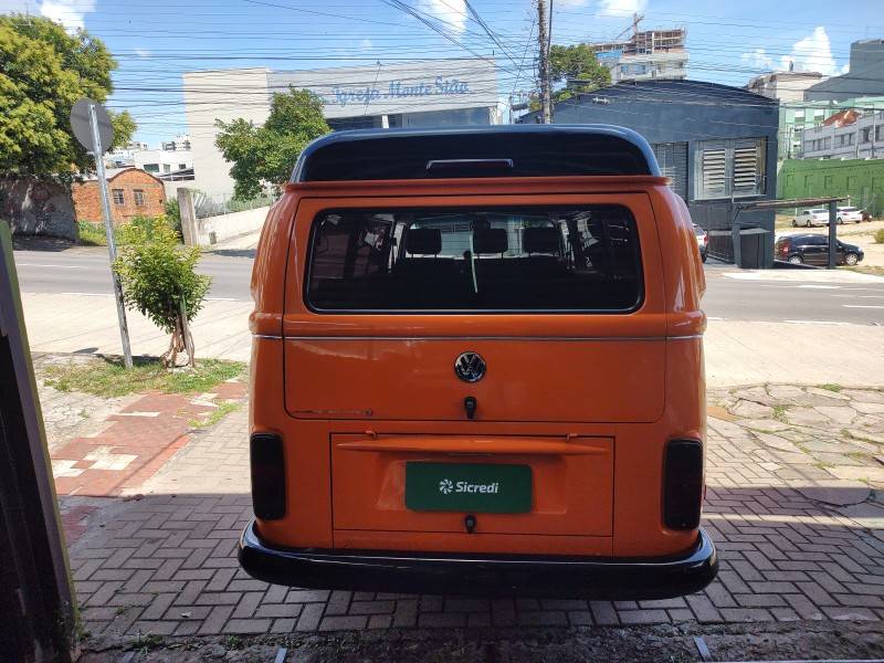 VOLKSWAGEN - KOMBI - 2013/2013 - Laranja - R$ 49.900,00