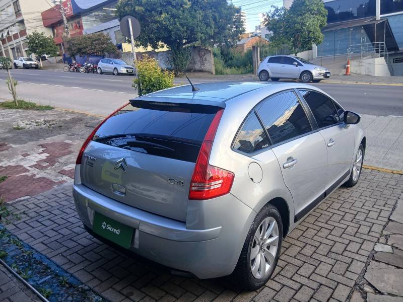 CITROËN - C4 - 2012/2012 - Prata - R$ 30.900,00