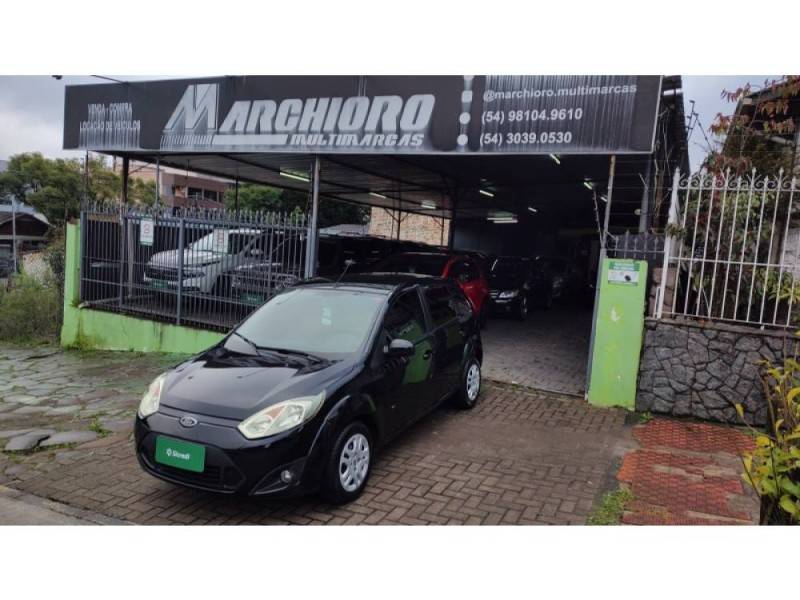 FORD - FIESTA - 2013/2014 - Preta - R$ 36.900,00