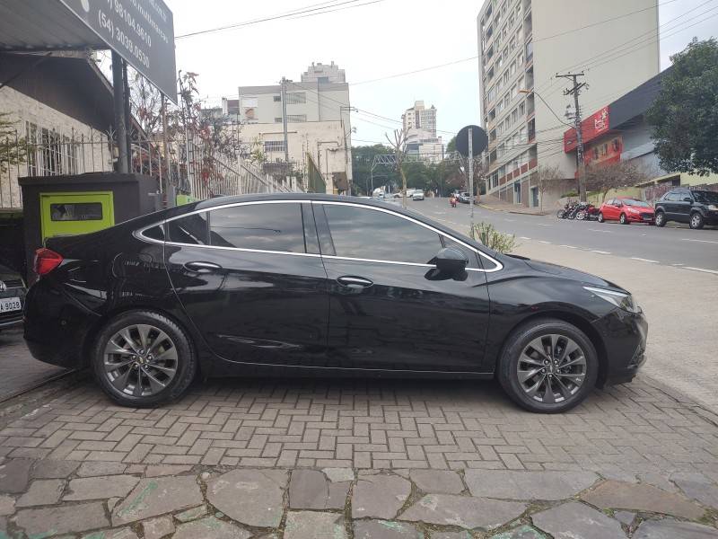 CHEVROLET - CRUZE - 2017/2017 - Preta - R$ 89.900,00