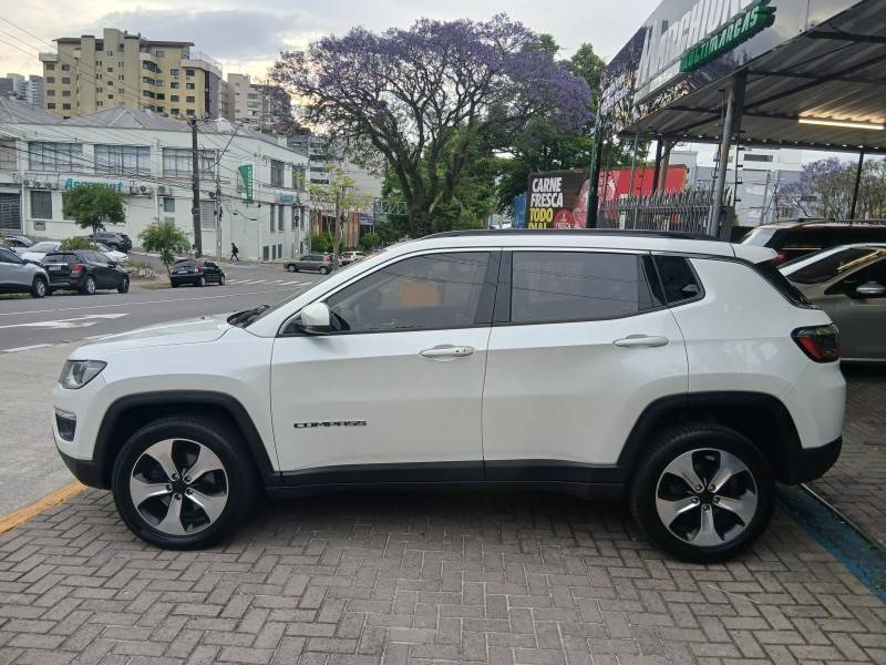 JEEP - COMPASS - 2017/2018 - Branca - R$ 104.900,00