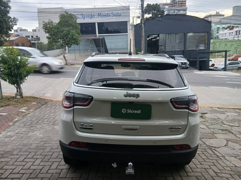 JEEP - COMPASS - 2017/2018 - Branca - R$ 104.900,00