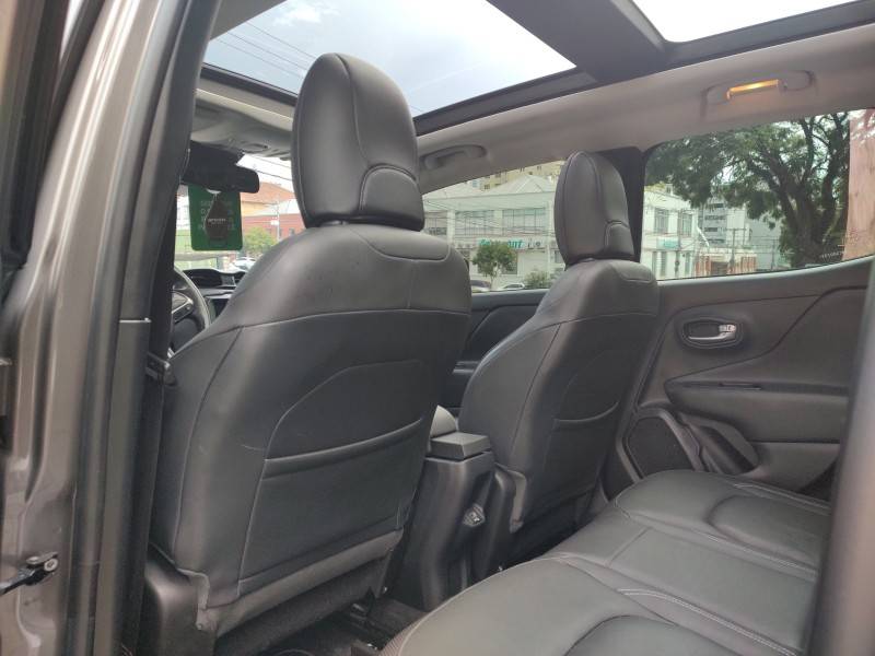 JEEP - RENEGADE - 2021/2021 - Cinza - R$ 103.900,00