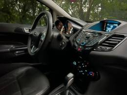 FORD - FIESTA - 2014/2014 - Prata - R$ 43.900,00