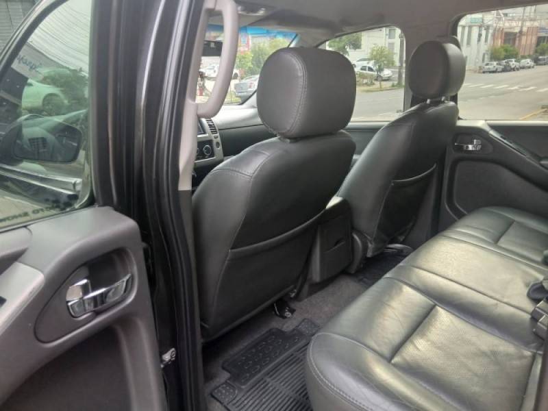 NISSAN - FRONTIER - 2014/2014 - Preta - R$ 85.900,00
