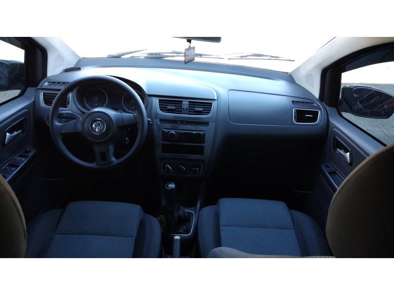 VOLKSWAGEN - FOX - 2014/2014 - Preta - R$ 35.900,00