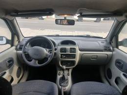 RENAULT - CLIO - 2005/2006 - Prata - R$ 17.900,00