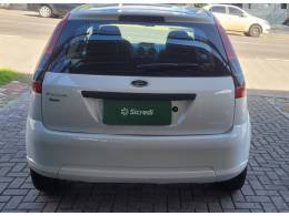 FORD - FIESTA - 2010/2011 - Branca - R$ 29.900,00