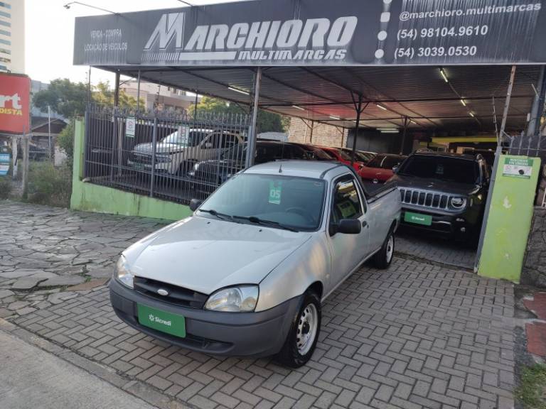FORD - COURIER - 2005/2005 - Prata - R$ 32.900,00