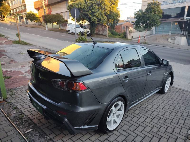 MITSUBISHI - LANCER - 2016/2016 - Cinza - R$ 74.900,00