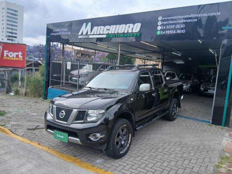 NISSAN - FRONTIER - 2014/2014 - Preta - R$ 85.900,00